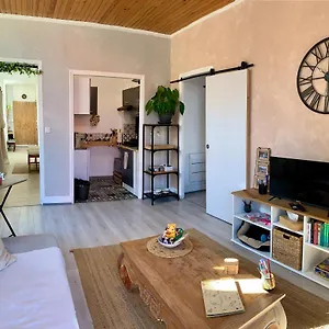 Apartment Lumineux Et Confortable 2 Pieces, Centre Sospel